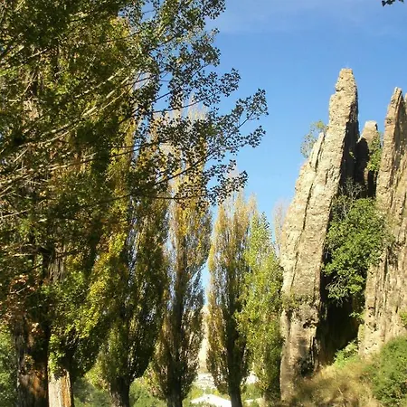 Alcala De La Selva 公寓